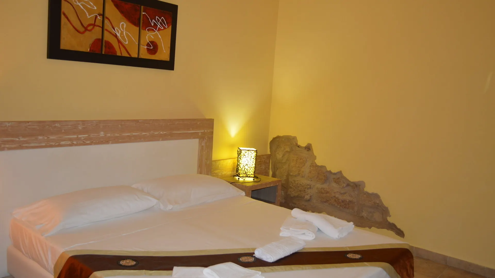Butterfly Accommodation Alghero 2*,
